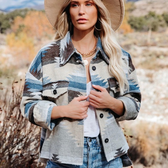 New Tribal Aztec Print Flannel Shacket Coat Jacket - Picture 9 of 12